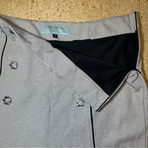 Lizzie Driver Womens Stretch Skirt Skort Tennis Golf White Black Stripe Sz 12 - Picture 5 of 6